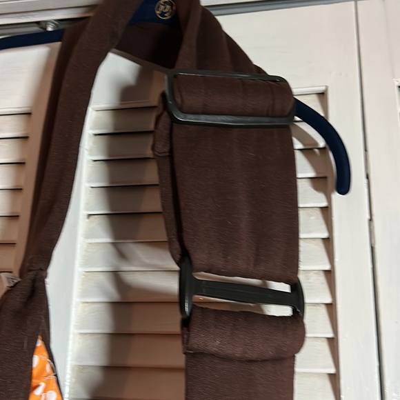 NWT Crossbody Dog Carrier - Picture 3 of 7